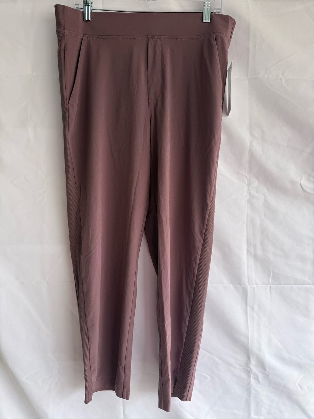 NWT Athleta Brooklyn Ankle Pant – Size 12 – Mauve Dusty Rose Travel Pant